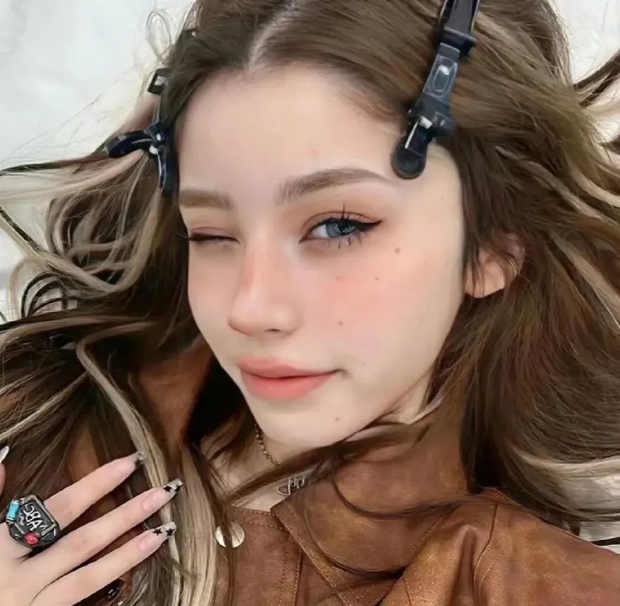我出去一下 在线观看封面